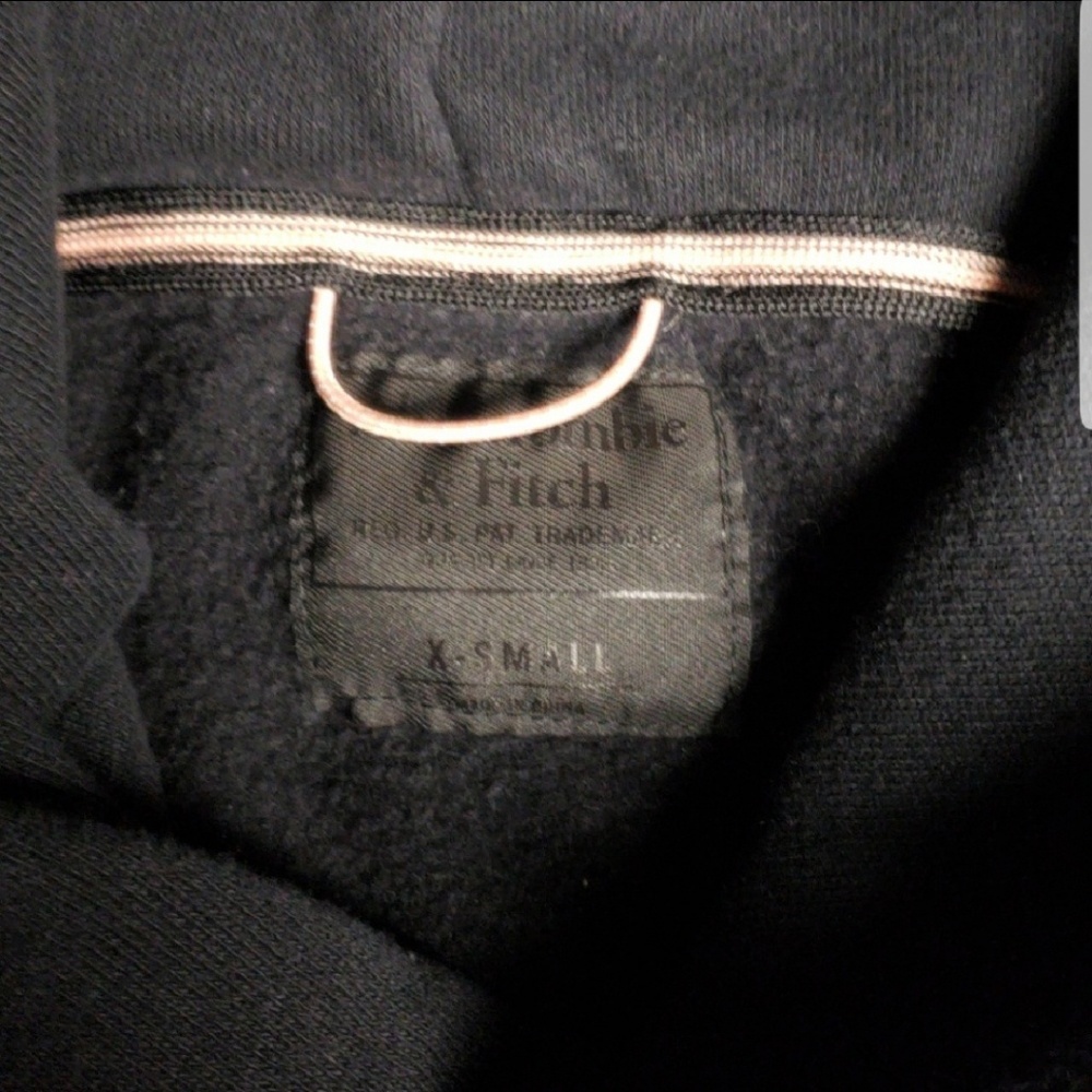 Sweatshirt - Picture 2 of 2